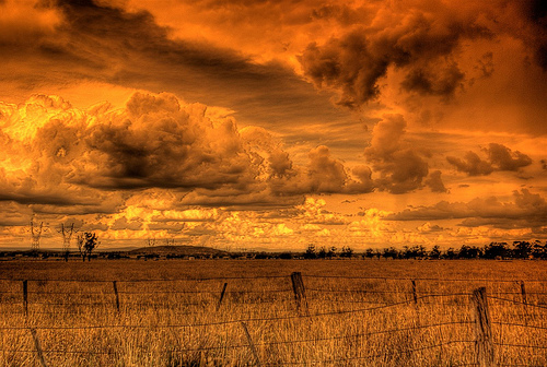 Wacky Tabaci, flickrfan, afternoon, storm front, polarizer, craigieburn, suburbia, rural, hume hwy, fields, sky, clouds, victoria, rain, hand held, out the car window, electricity, power lines, fences, rural hellscape,photo by Vermin Inc on FlickrFan Stan's site licensed under Creative Commons